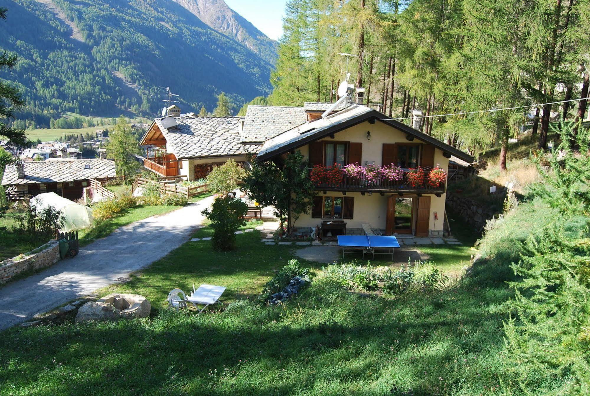 B&B Della Miniera กอนเญ ภายนอก รูปภาพ