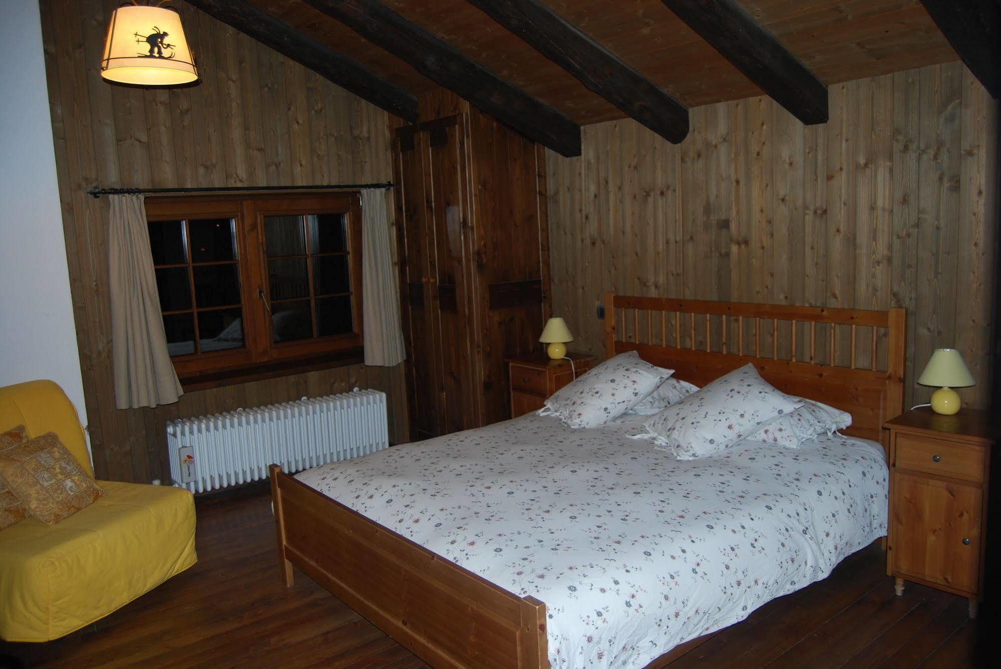 B&B Della Miniera กอนเญ ภายนอก รูปภาพ