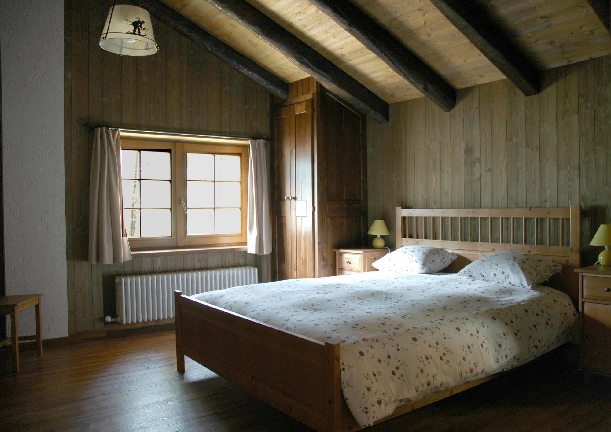 B&B Della Miniera กอนเญ ภายนอก รูปภาพ