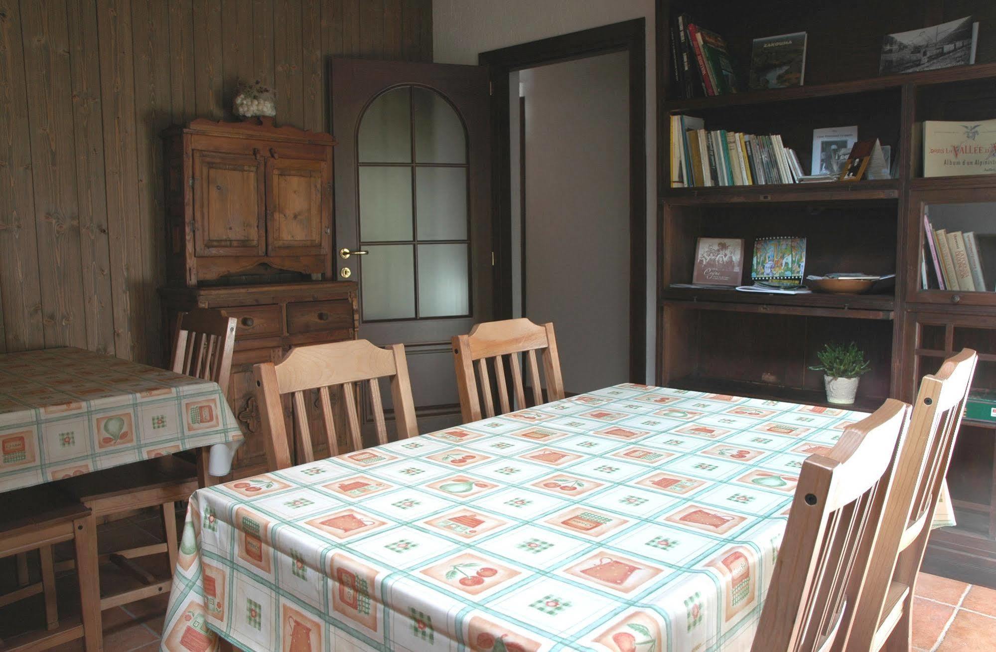 B&B Della Miniera กอนเญ ภายนอก รูปภาพ